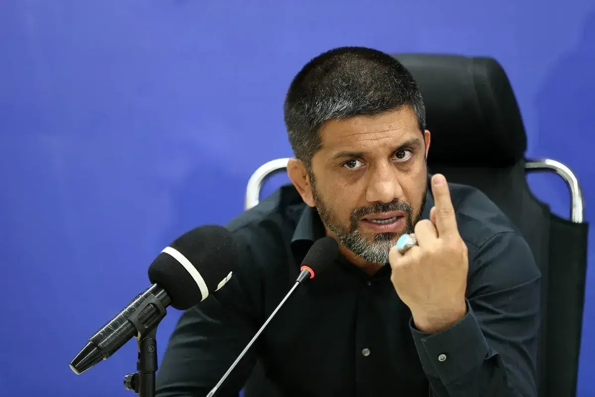 اتهام تند علیرضا دبیر علیه رسول خادم در یک مراسم رسمی+ فیلم