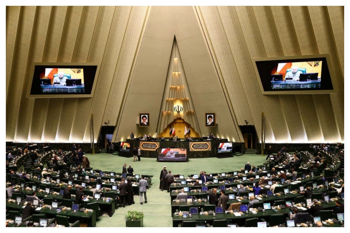 احضار ۲ وزیر پزشکیان به مجلس / گرانی اینترنت و وضعیت دارو نمایندگان را شاکی کرد