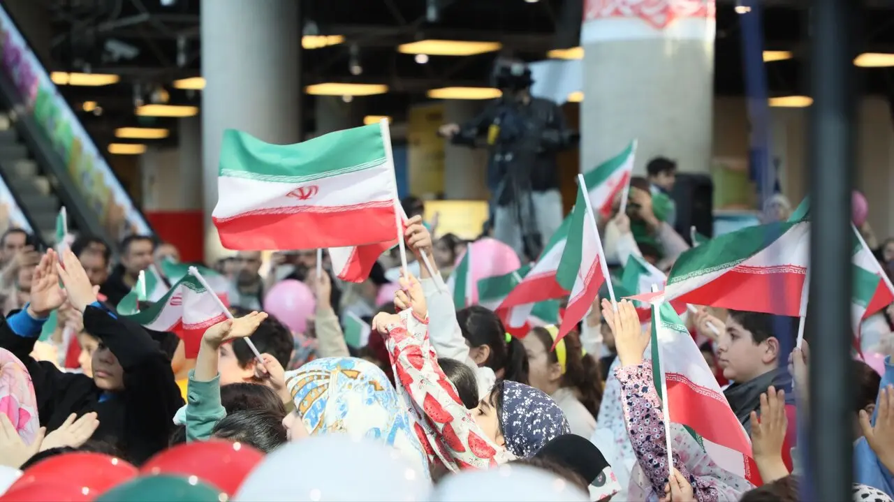 برپایی جشن مبعث در باغ کتاب تهران