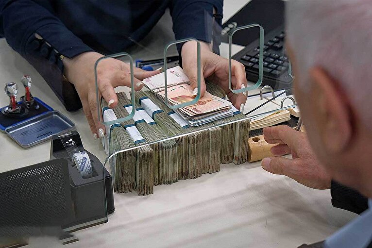 نیمی از تسهیلات بانکی در جیب ۱۰۰ شرکت