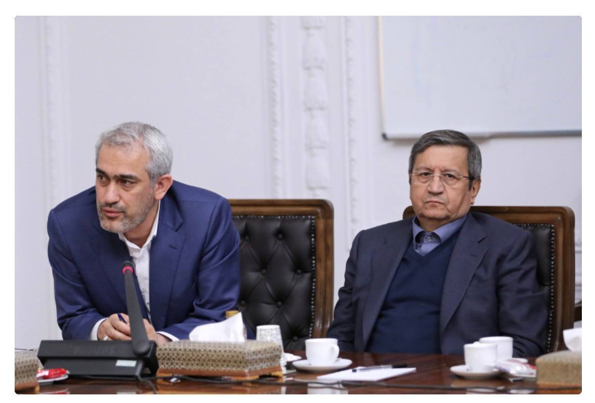 جلسه مهم پزشکیان و همتی / سقوط قیمت دلار و طلا در راه است؟ جلسه مهم پزشکیان و همتی / سقوط قیمت دلار و طلا در راه است؟