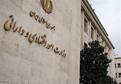 بازار سرمایه تحت فشار / شاخص کل بورس ۵۰۰ هزار واحد افت کرد