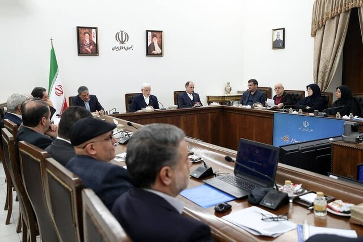 پاسخ معاون اول رئیس‌جمهور به تهدید ایران‌خودرو/ لازم باشد دولت از اقتدار خود استفاده می‌کند