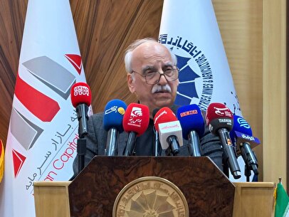 عبده تبریزی: اقتصاد ایران وارد وضعیت تعلیق شده است / تامین مالی امروز مسئله رشد نیست، مسئله تاب‌آوری است