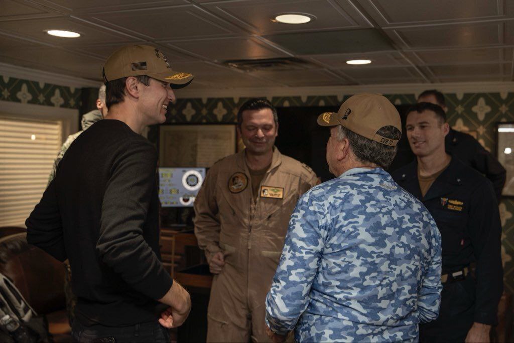 بازدید ویتکاف و کوشنر از ناو هواپیمابر آبراهام لینکلن/ حرکت تامل‌برانگیز تیم مذاکره‌کننده آمریکایی + تصاویر