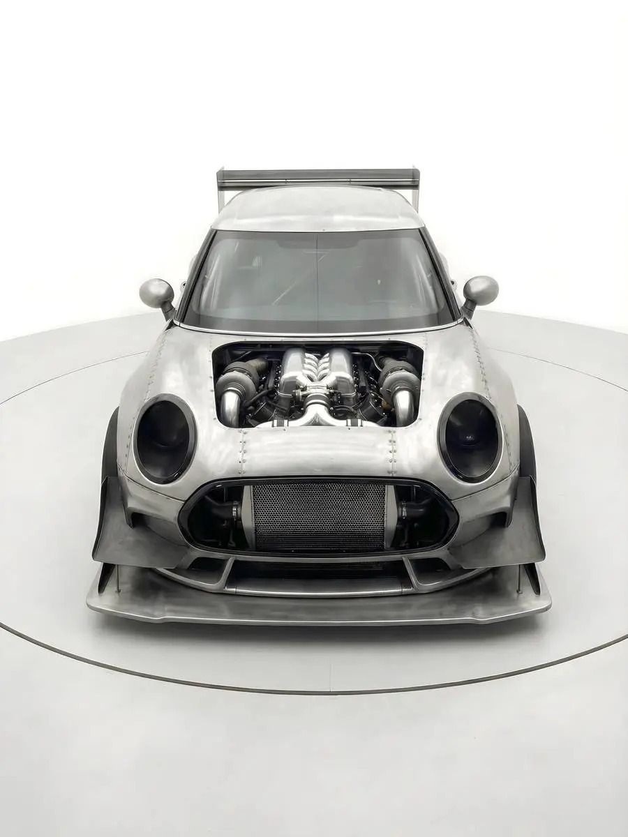 رونمایی از خودرو RZB_Stainless / مینی کلابمن وارد عصر استیل شد