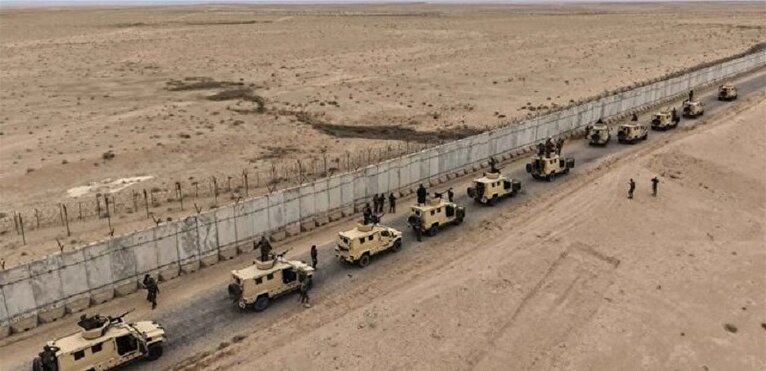 پایان انتقال زندانیان داعشی از سوریه به عراق + فیلم