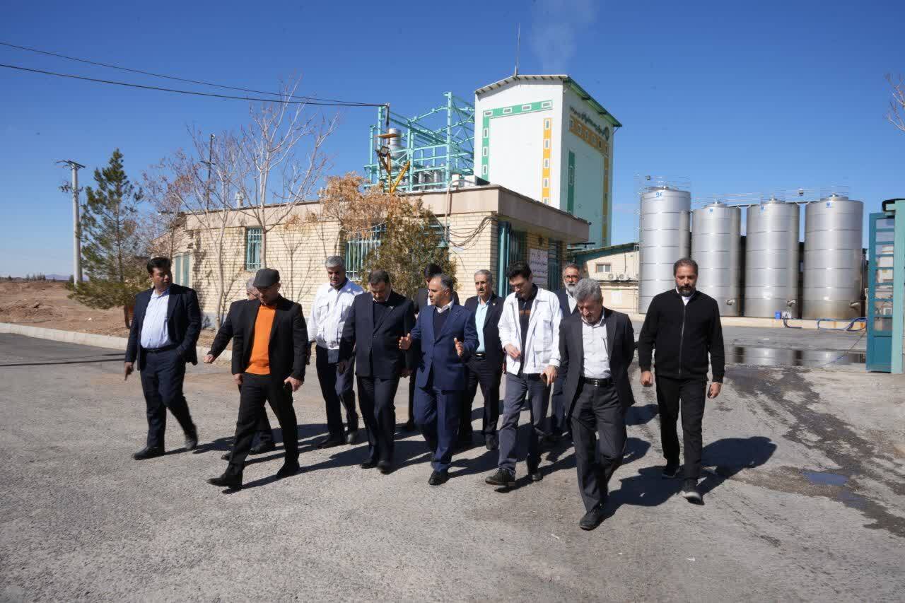 بازدید مدیرعامل بانک تجارت بهعنوان نماینده وزیر اقتصاد از پروژههای زیربنایی اصفهان بازدید مدیرعامل بانک تجارت بهعنوان نماینده وزیر اقتصاد از پروژههای زیربنایی اصفهان