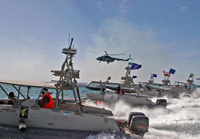 فوری / آغاز رزمایش بزرگ سپاه در تنگه هرمز در مقابل ناو‌های آمریکایی