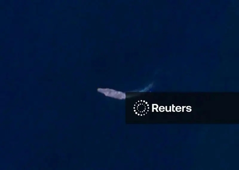 فوری / ناوگروه آبراهام لینکلن در سواحل عمان رویت شد فوری / ناوگروه آبراهام لینکلن در سواحل عمان رویت شد