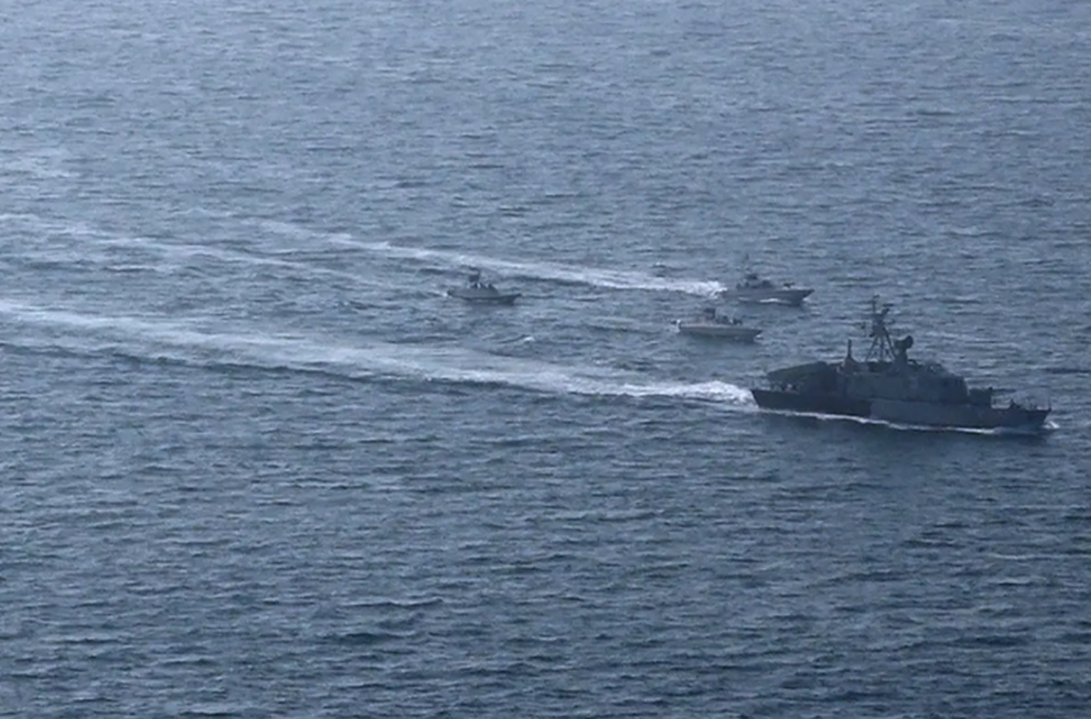 بازار نفت، تنگه هرمز و مذاکرات هسته‌ای؛ نفت چشم‌انتظار مذاکرات ایران و آمریکا