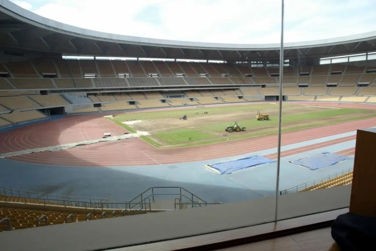وضعیت عجیب ورزشگاه اکباتان پس از ال‌کلاسیکو+ فیلم