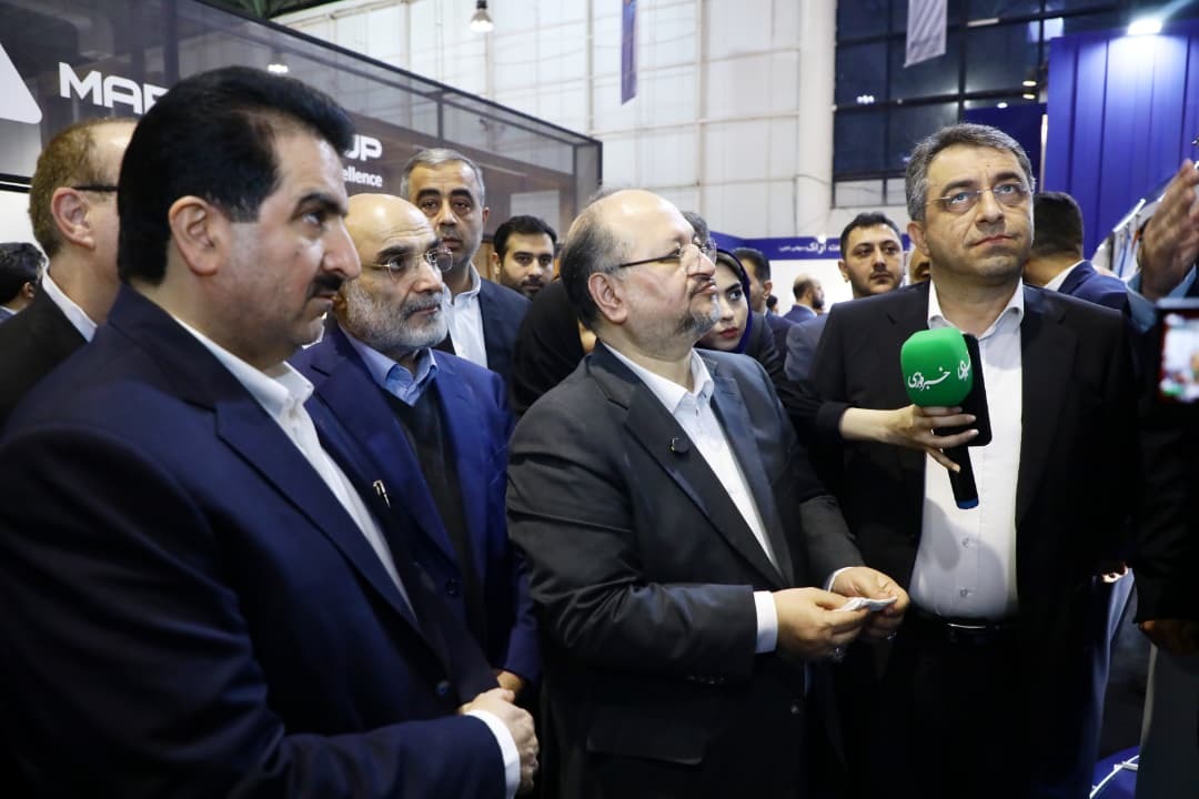 تامین مالی طرح‌های توسعه‌ای صنعت پتروشیمی با استفاده از ابزارهای نوین بانک رفاه کارگران