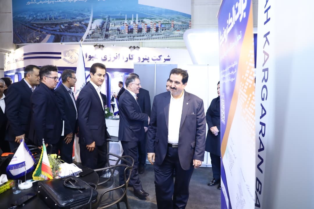 آمادگی بانک رفاه کارگران به منظور حمایت از تولید دانش‌بنیان در صنعت پتروشیمی