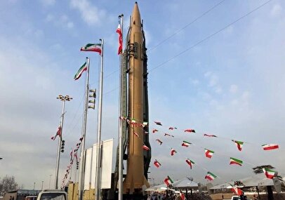 رسانه انگلیسی: این موشک ایران می‌تواند ناو هواپیمابر بزند+ فیلم