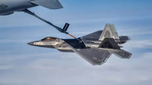 جنگنده جدید اف-۲۲ آمریکا رسید جنگنده جدید اف-۲۲ آمریکا رسید