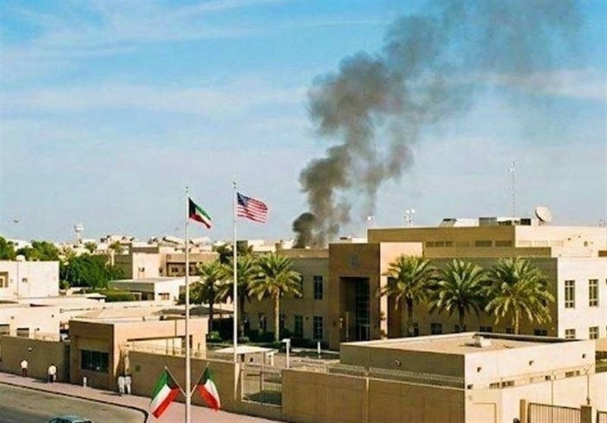 ستون دود از سفارت آمریکا در کویت دیده شد