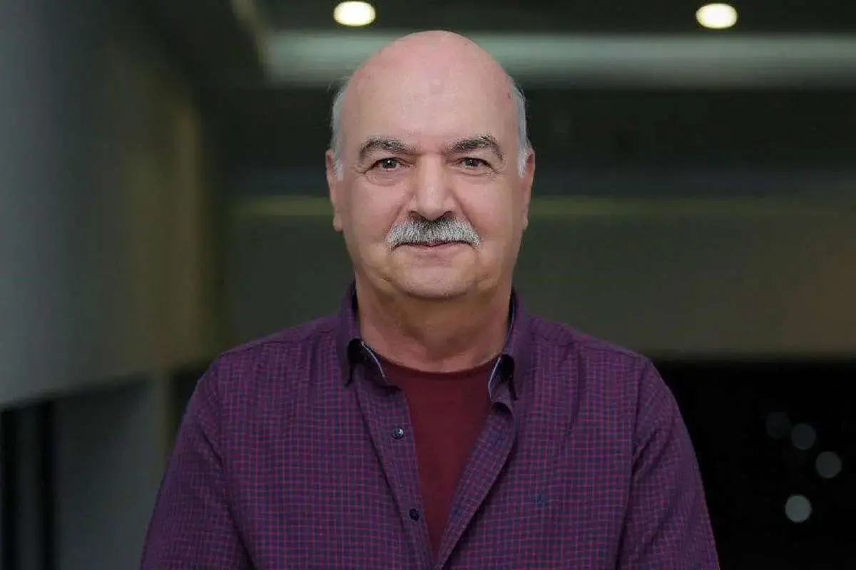 استوری معنادار ایرج طهماسب در روز‌های جنگی+ عکس