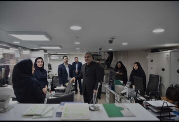 بازدید میدانی مدیرعامل بانک قرض‌الحسنه مهر ایران از شعب تهران