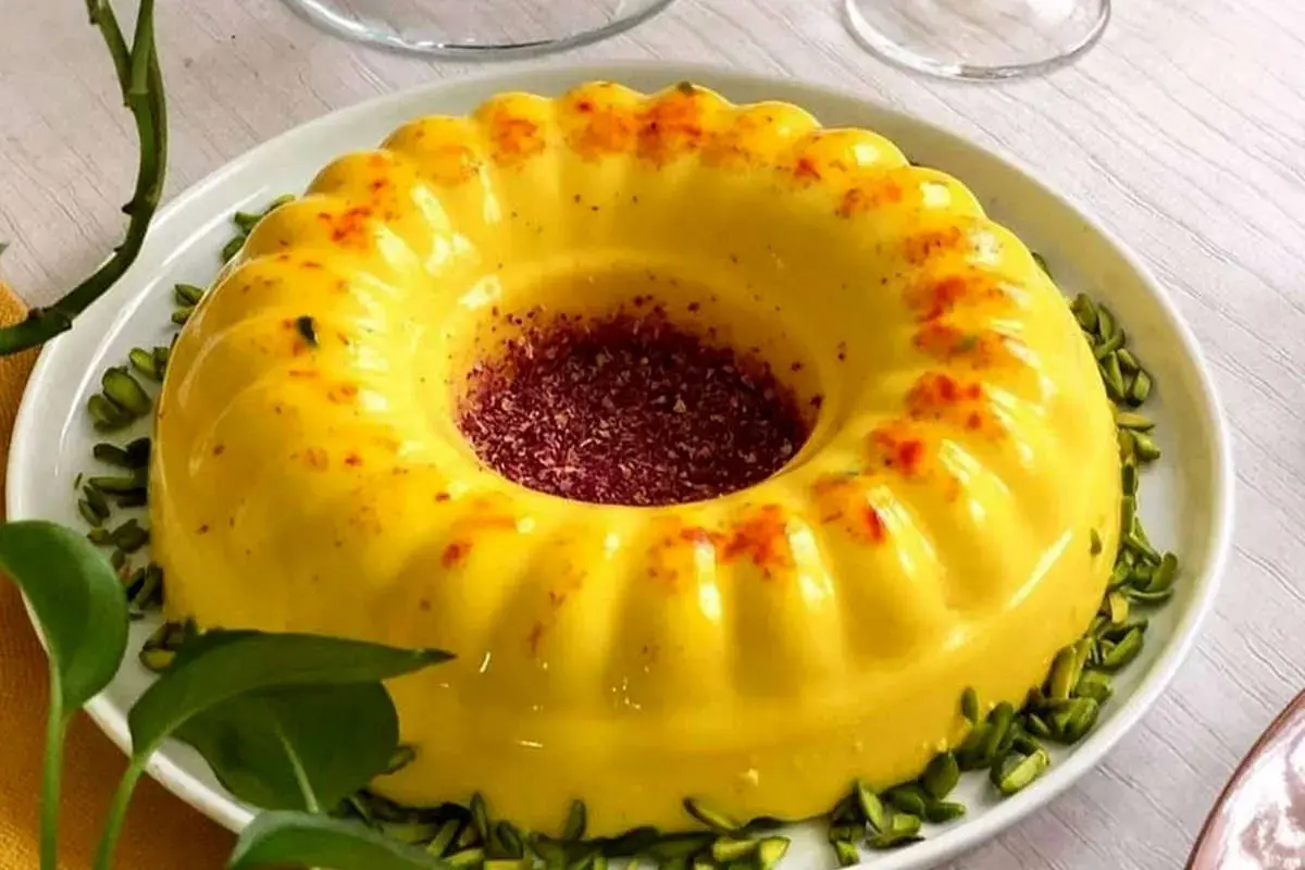 طرز تهیه لرزونک آسان‌ترین دسر برای سفره افطار