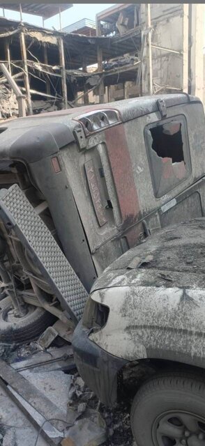 حمله موشکی به آمبولانس اورژانس استان تهران+ تصاویر حمله موشکی به آمبولانس اورژانس استان تهران+ تصاویر