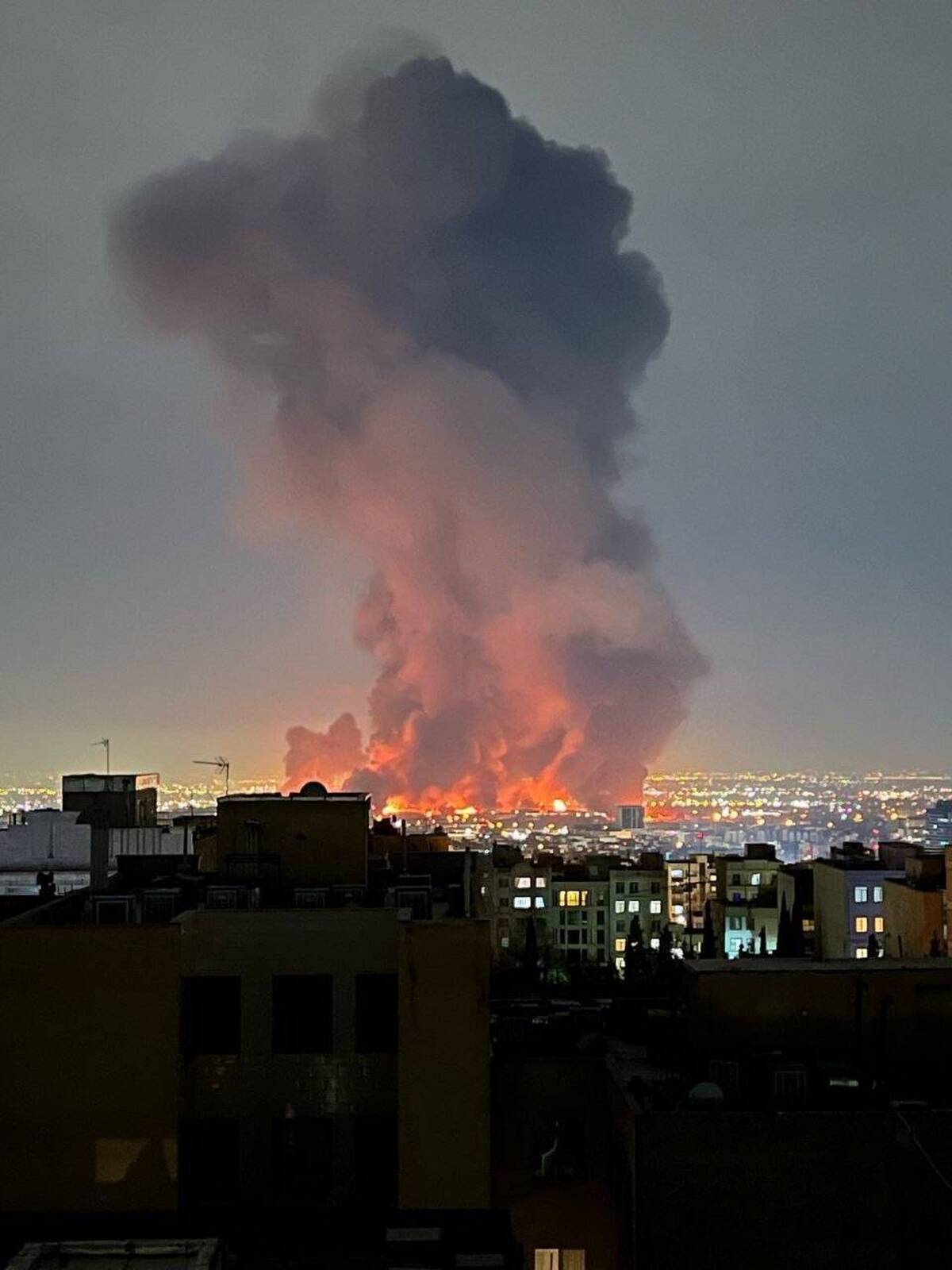 فوری / انفجار شدید در اصفهان و خرم‌آباد