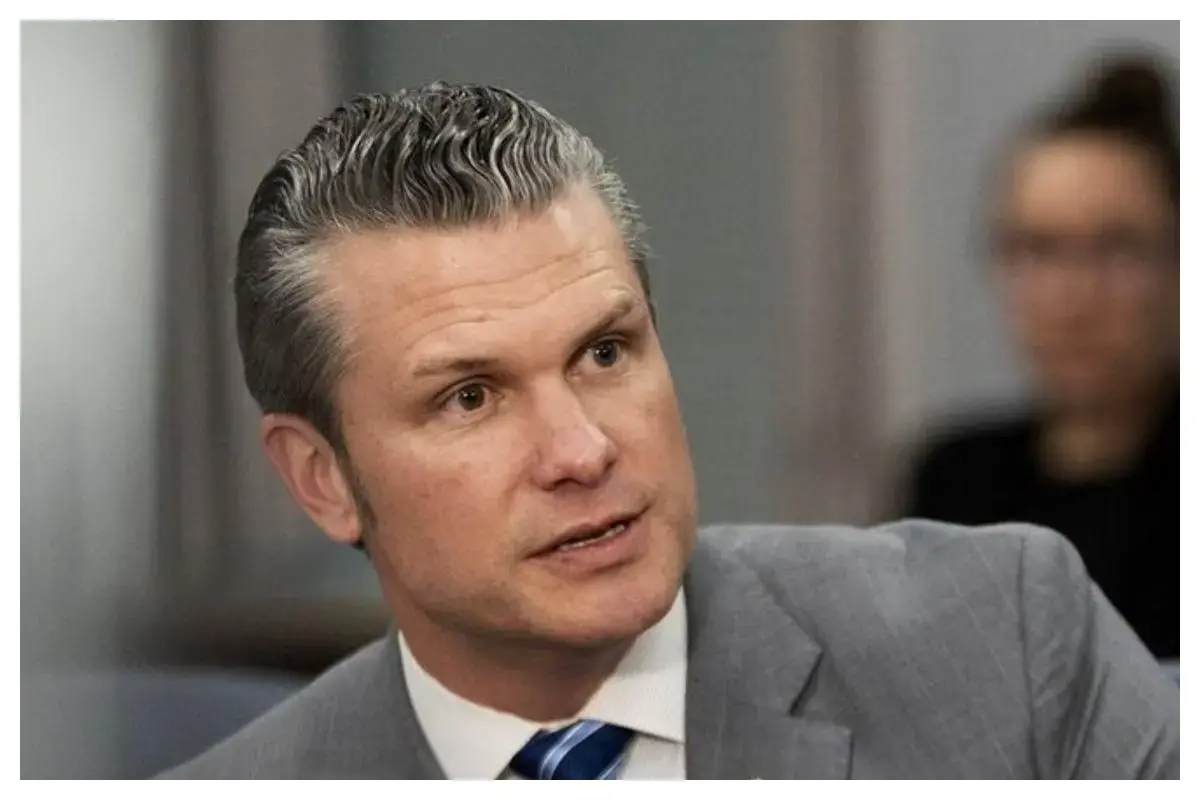 واکنش عجیب وزیر جنگ آمریکا به بمباران غیرنظامیان