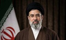 آیت‌الله سید مجتبی خامنه ای در آغوش سردار سلیمانی + عکس