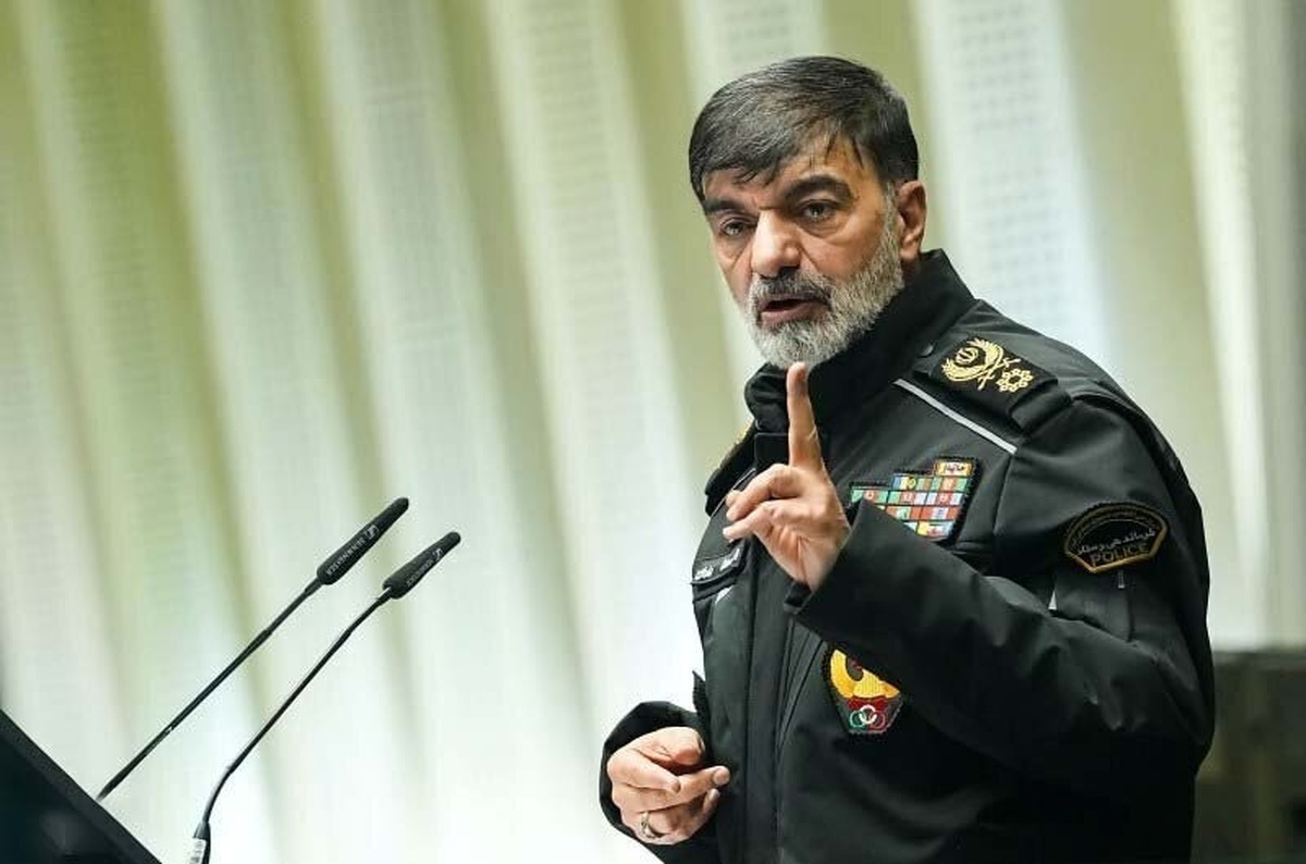 پیام سردار رادان به مردم / خیابان‌ها را خالی نکنید