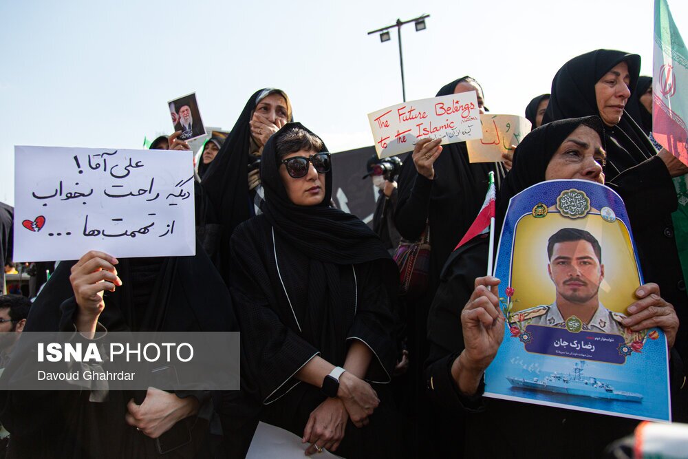 تصاویر توجه‌برانگیز از مراسم تشییع علی لاریجانی