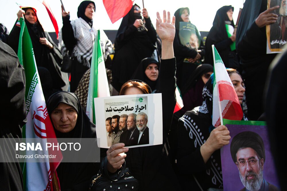 تصاویر توجه‌برانگیز از مراسم تشییع علی لاریجانی