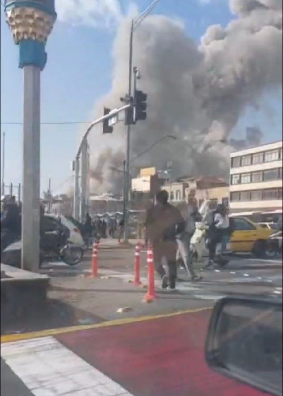 شدت انفجار در خیابان پاستور تهران + عکس