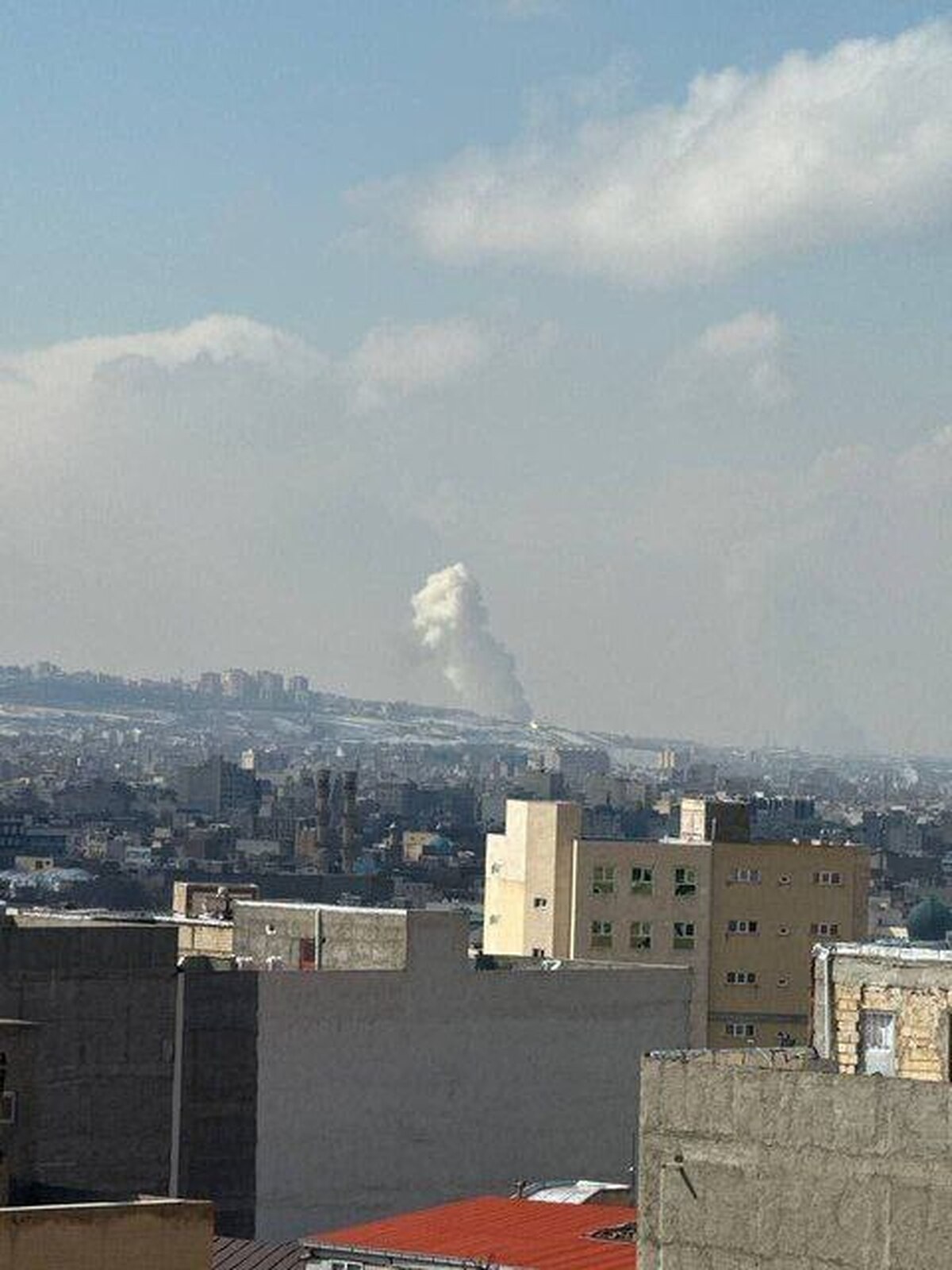 دبستان دخترانه در میناب هدف حمله اسرائیل قرار گرفت + آمار شهدا و مجروحان