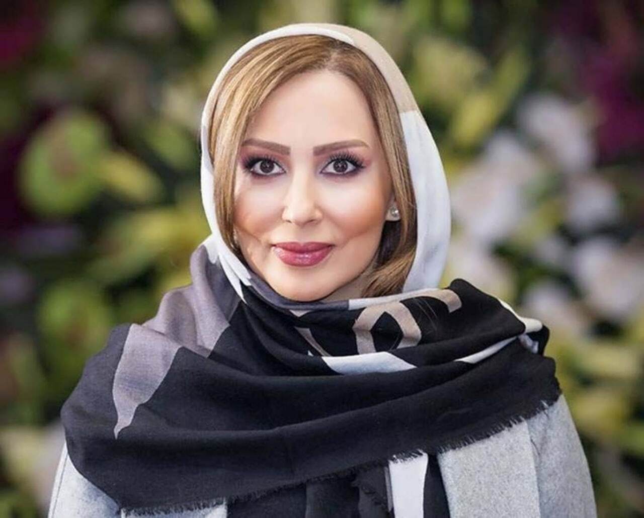 همسریابی به سبک پرستو صالحی / جنجال جدید پرستو صالحی با «عشق ابدی» + عکس