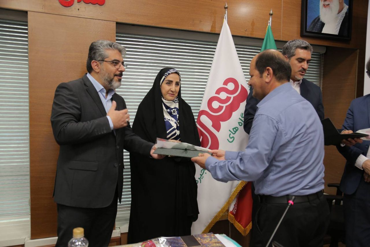گزارش تصویری/ مراسم تجلیل از پیشکسوتان شرکت شهروند به مناسبت روز کارگر