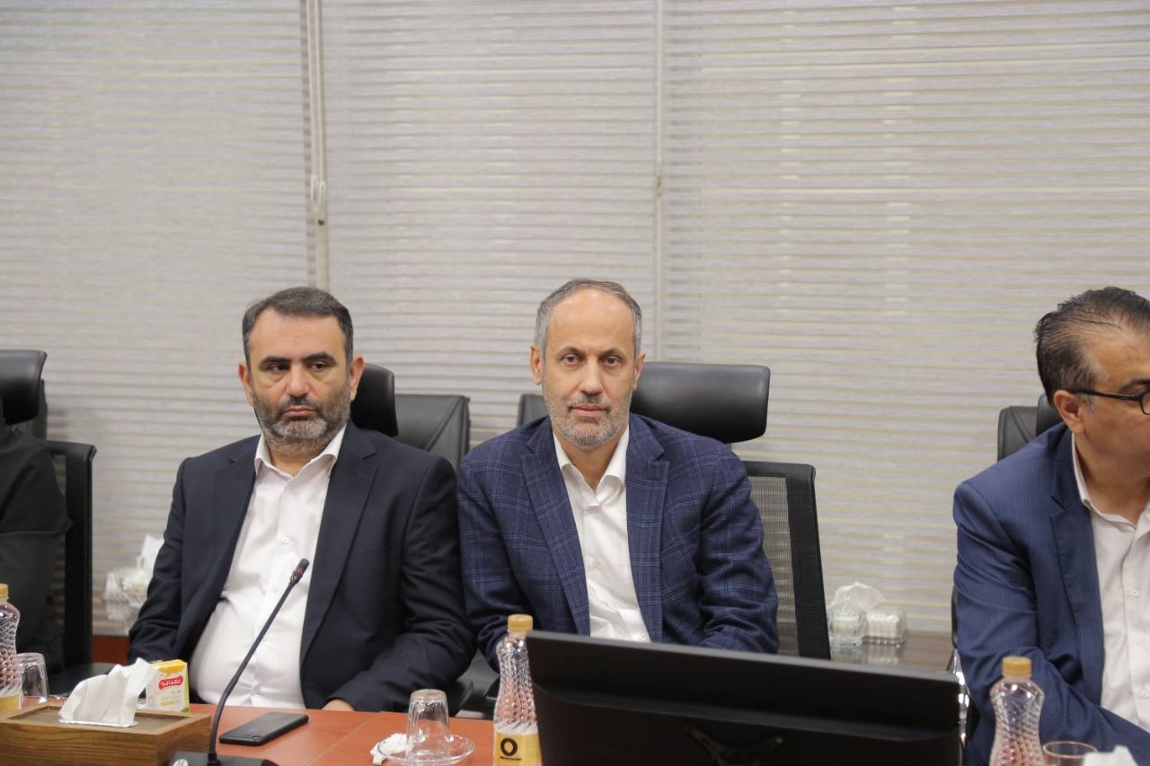 گزارش تصویری/ مراسم تجلیل از پیشکسوتان شرکت شهروند به مناسبت روز کارگر