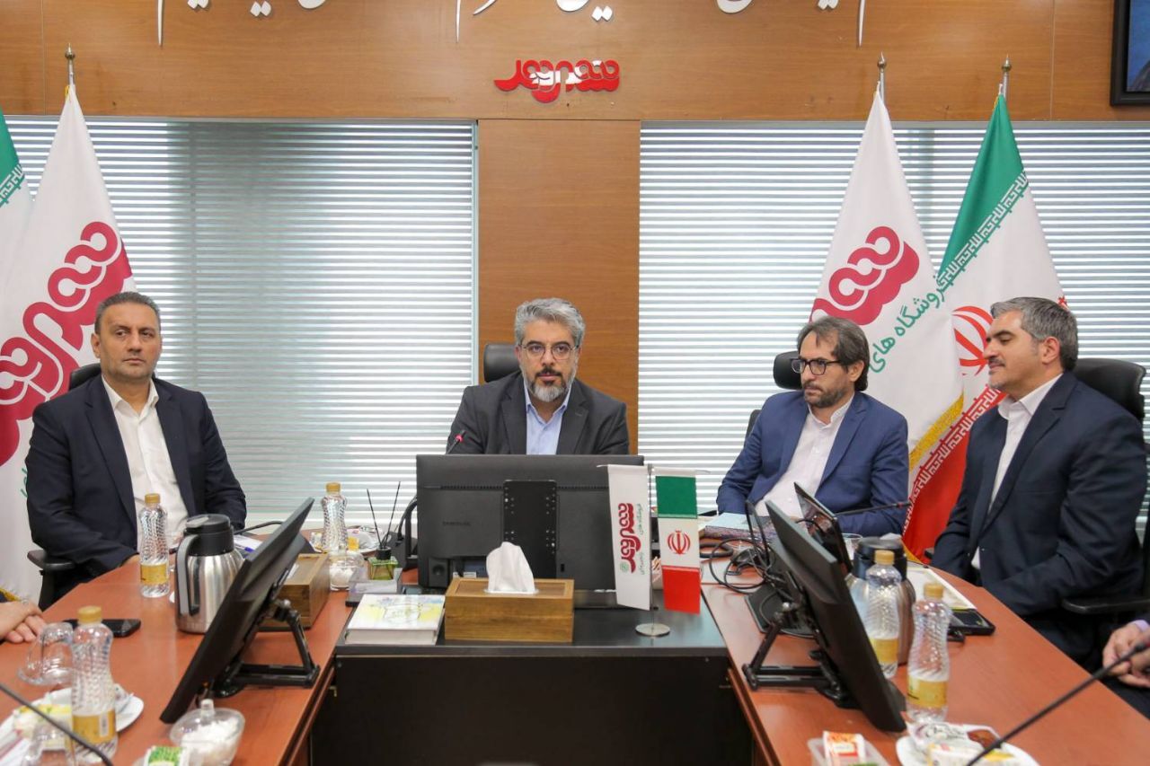 گزارش تصویری/ مراسم تجلیل از پیشکسوتان شرکت شهروند به مناسبت روز کارگر