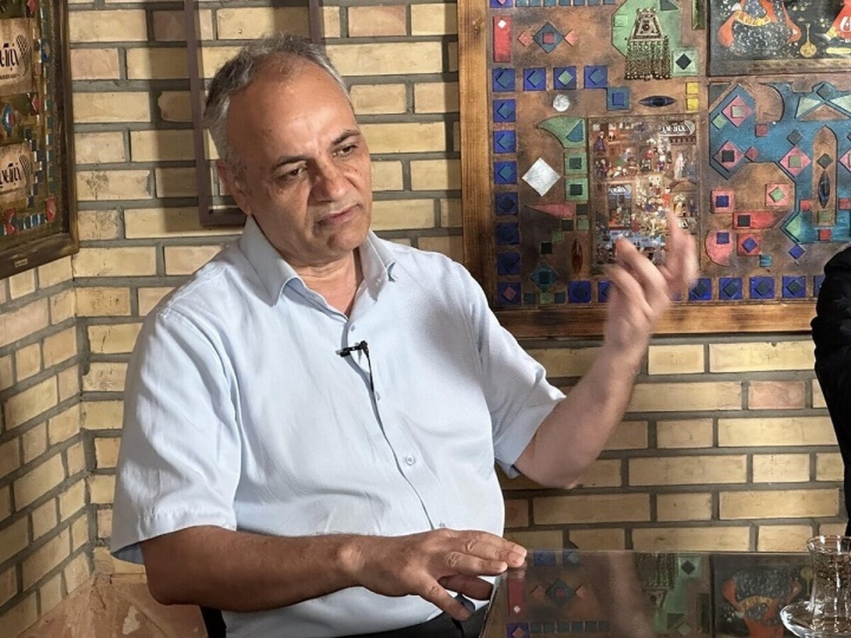 طعنه احمد زیدآبادی در مورد اشتیاق برخی به جنگ با آمریکا