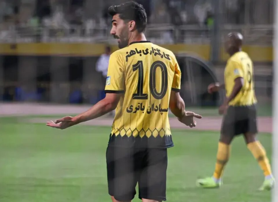 انتقال بزرگ به تیم پرسپولیس / پیراهن شماره ۱۰ پرسپولیس را چه کسی می‌پوشد؟