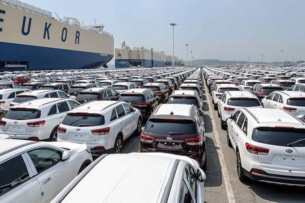  ابهام در واردات خودرو ۱۴۰۴: خودرو‌ها با کدام تعرفه ترخیص می‌شوند 
