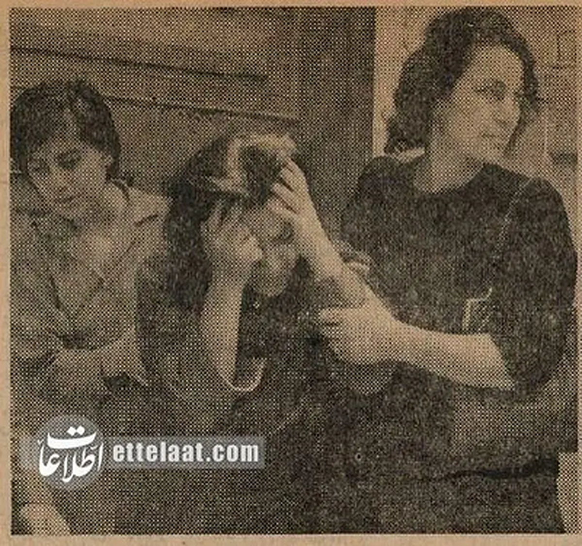 مسمومیت دختران یک دبیرستان تهران با رُزهای هروئینی!