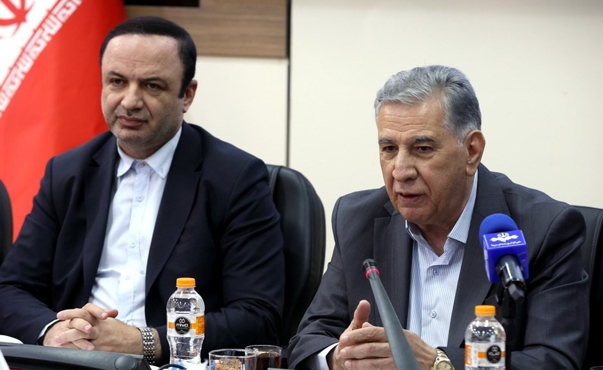  بازمهندسی در مناطق آزاد آغاز شده است 