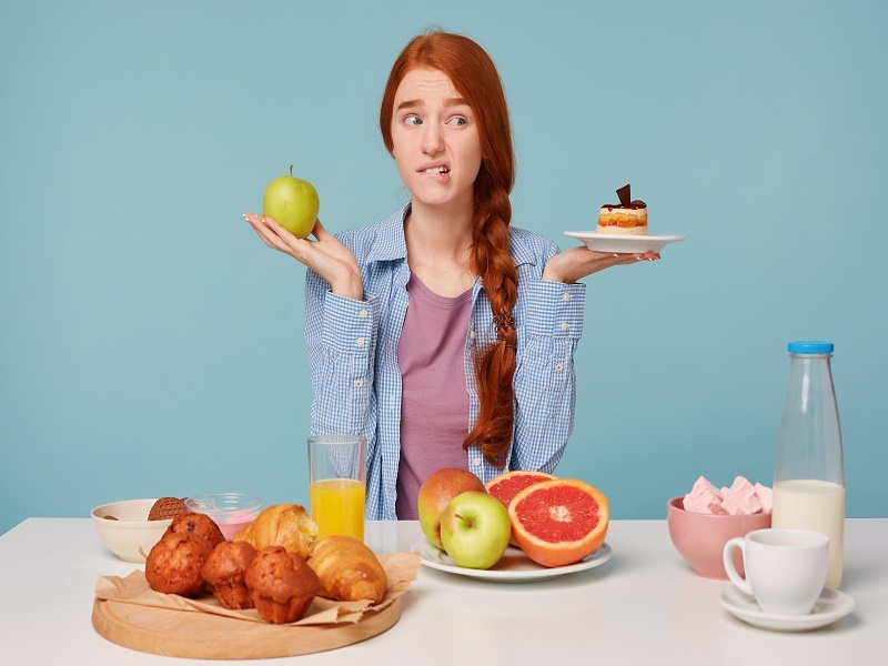 کاهش وزن با ۱۱ ترفند خیلی ساده/ با آب خوردن وزن کم کنید