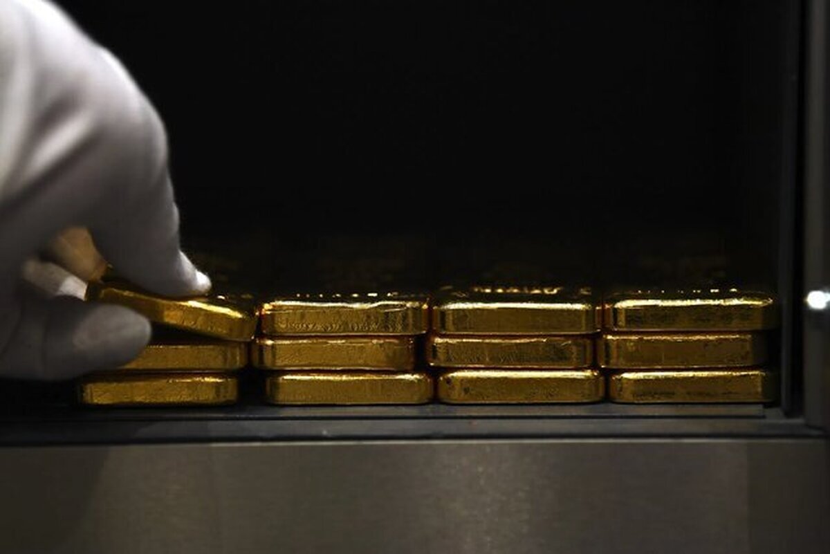  طلای جهانی تغییر مسیر داد 