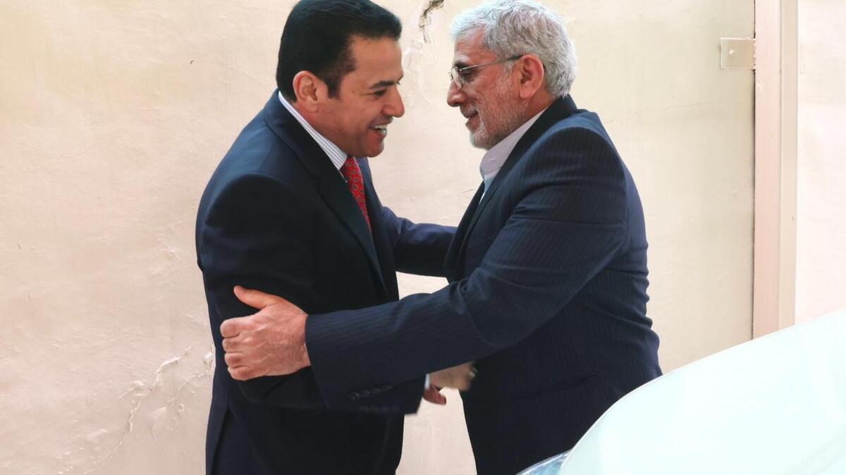  ماجرای پوشش غیر منتظره قاآنی در بغداد چه بود؟ 