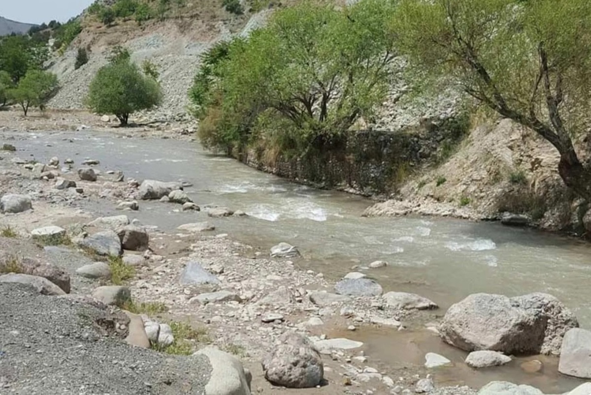 رودخانه جاجرود خشک شد رودخانه جاجرود خشک شد