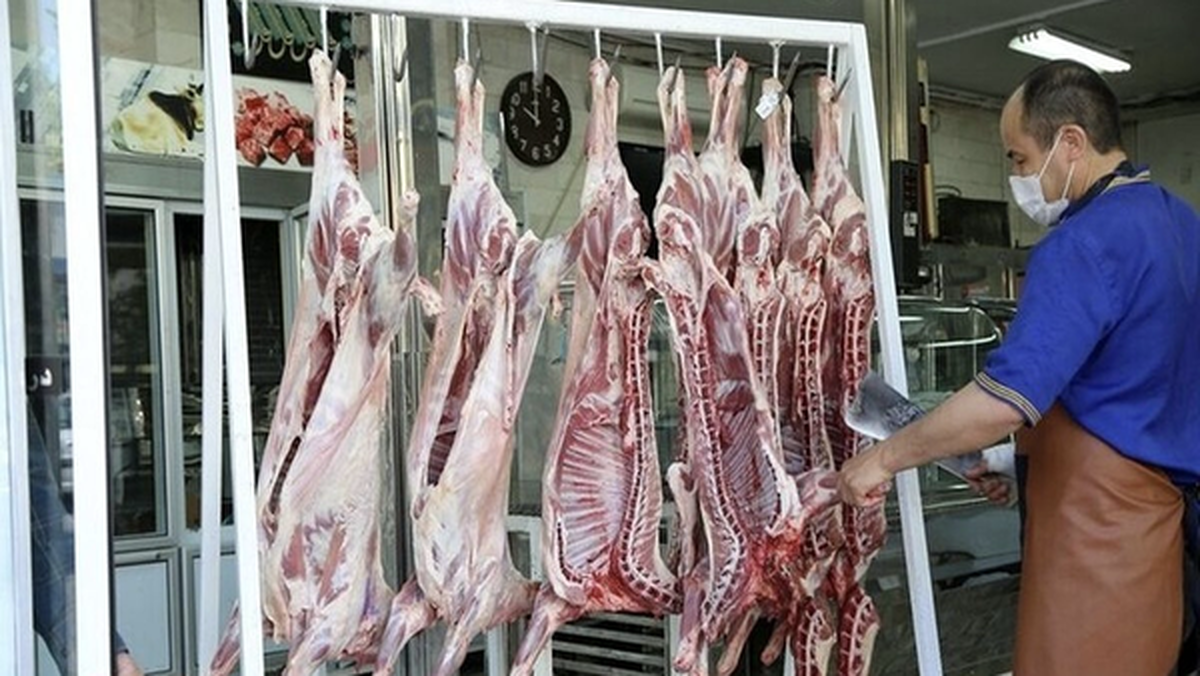 گوشت دولتی بی سر و صدا از میادین حذف شد گوشت دولتی بی سر و صدا از میادین حذف شد
