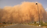 طوفان در یک روستا تیرچراغ برق را از جا کند + فیلم