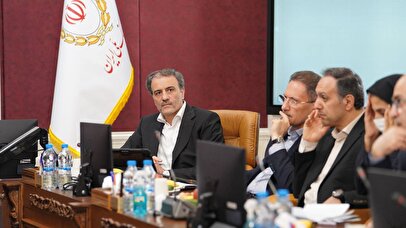 تبیین طرح های توسعه ای امور ارزی و بین الملل در نشست کمیته‌ تلفیق بانک ملی ایران