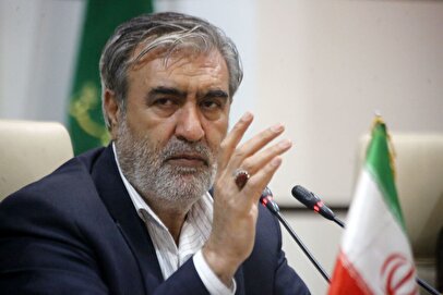 کانتینرهای بندر شهید رجایی حامل چه موادی بودند؟+ فیلم
